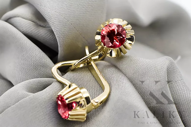 14K Yellow gold Ruby Earrings Vintage style vec027y